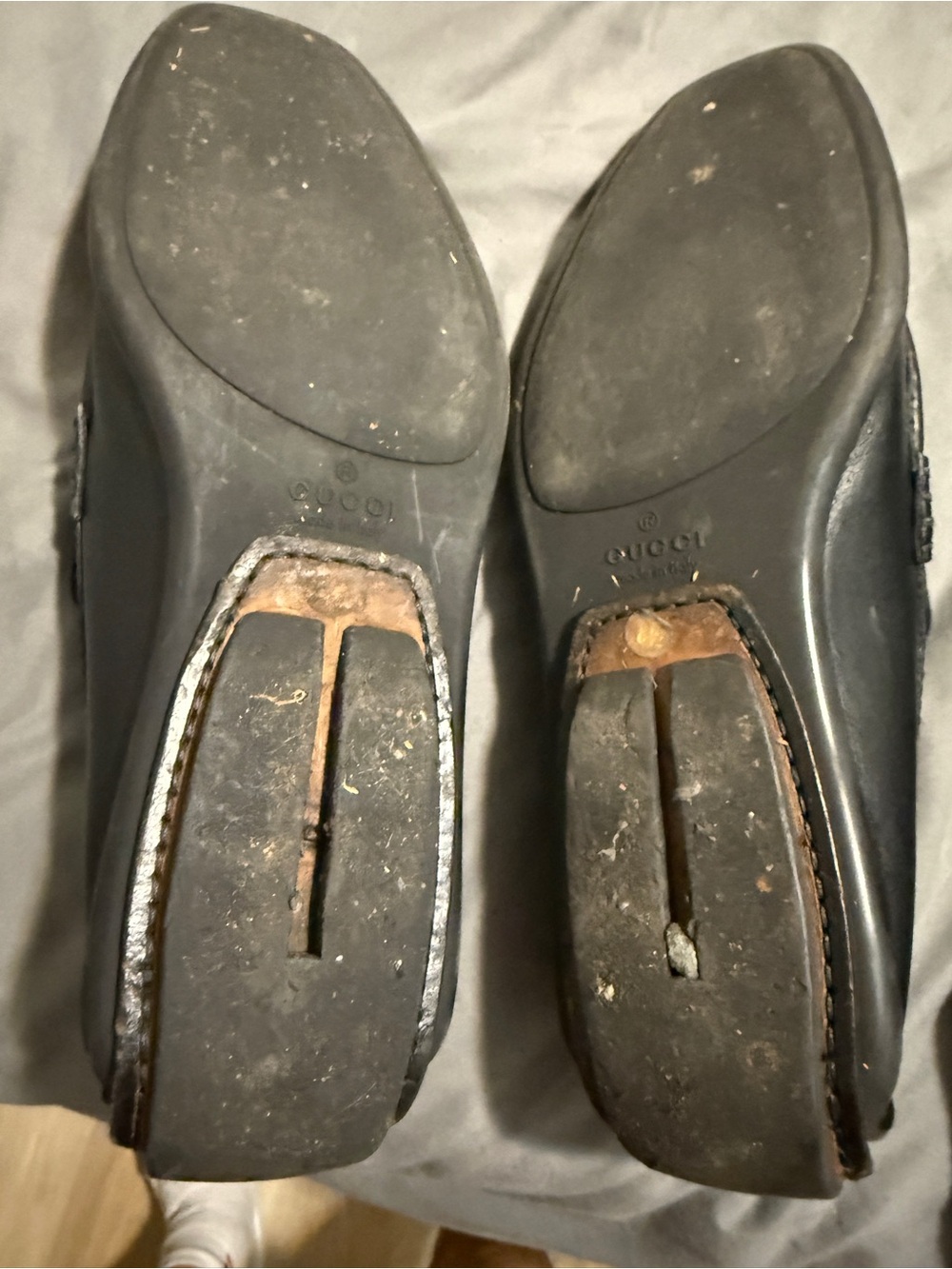 Gucci Black Leather Loafers with Gold Hardware - Picture 10 of 12